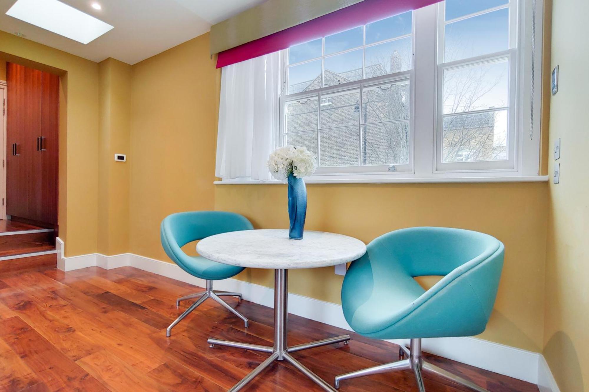 Apartment Residences At The Gyle -