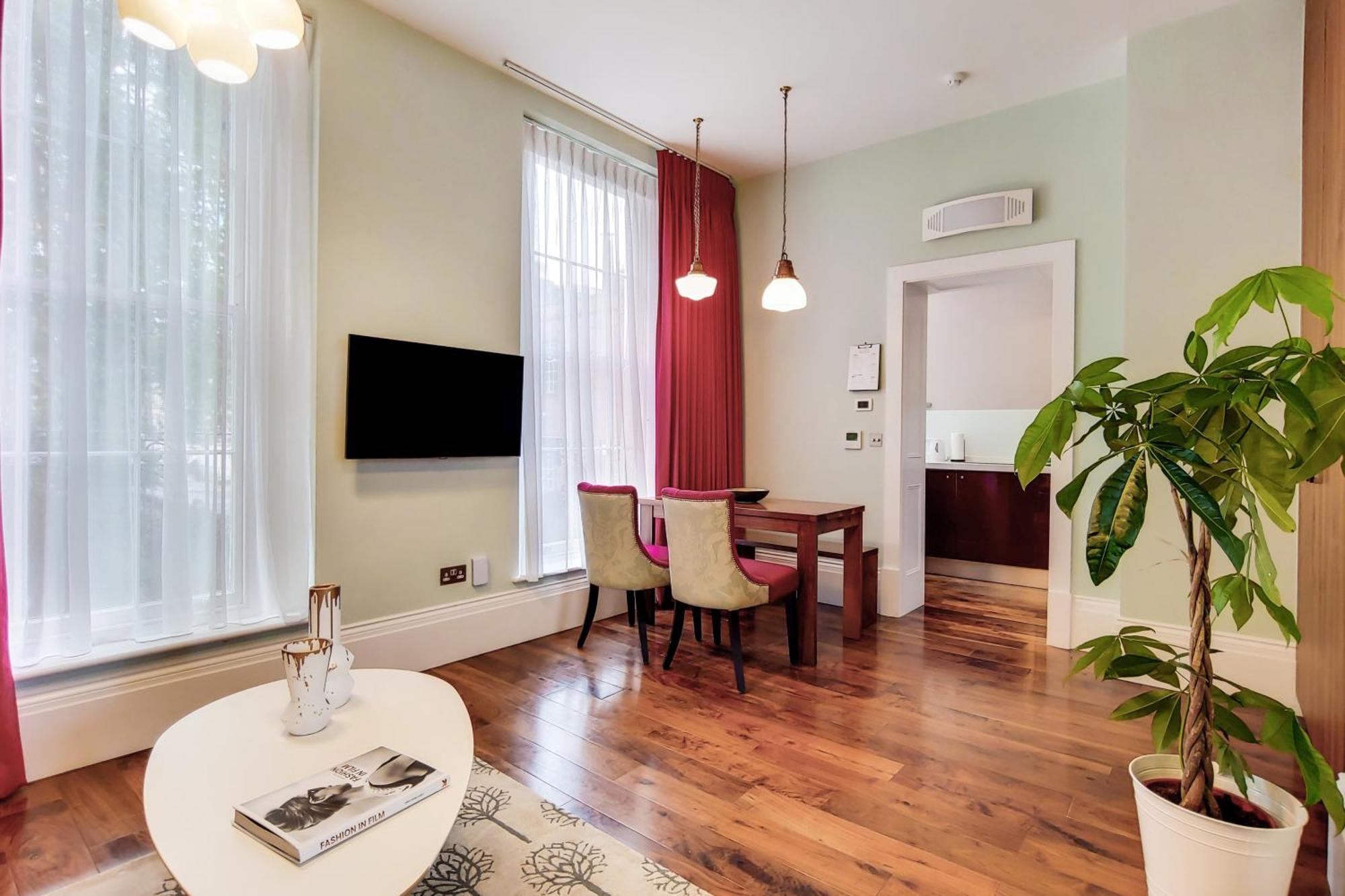Residences At The Gyle - London